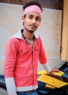 Akash, 21, India, Mumbai