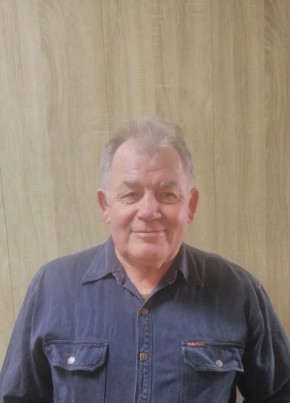 Михаил Гриценко из Находки 66 лет