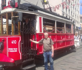 eduard, 55, Yekaterinburg