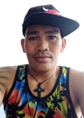 Jerry Aglusulus, 41, Pilipinas, Maynila