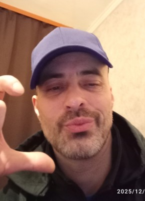 Евгений из Нового Уренгоя 44 года