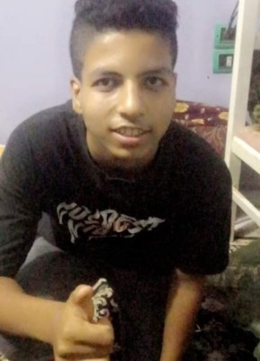 احمد, 18, جمهورية مصر العربية, حلوان