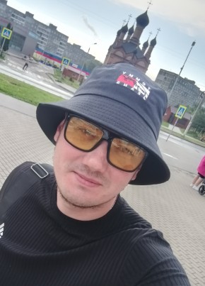 Максим, 32, Россия, Тутаев