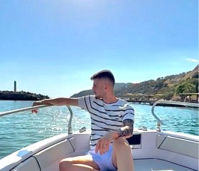 Muhammed, 20, Canakkale