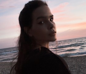 Liya, 24, Saint Petersburg