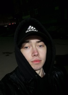 Максим, 20, Россия, Челябинск