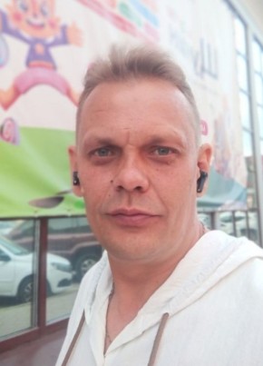 Пааел из Твери 42 года