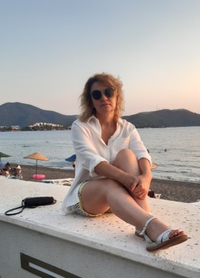 Инна из Южно-Сахалинска 54 года