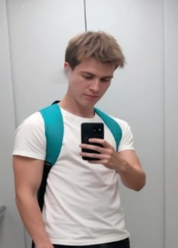 никита из Бийска 19 лет