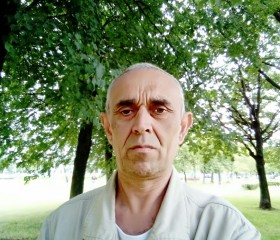 Рустам, 60 лет, Санкт-Петербург