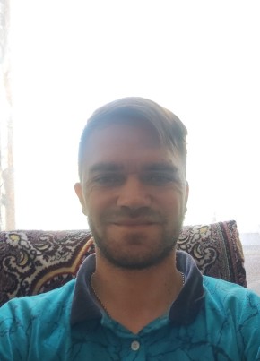 Михаил, 33, Россия, Тамань