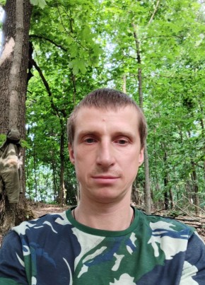 Олег, 40, Россия, Белгород