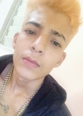 Yunier, 20, República de Cuba, Holguín