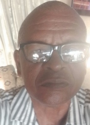 carlos из Ciudad de Panamá 69 лет