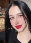 Yulya, 24  , Moscow