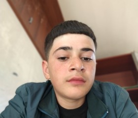 Vusal, 18, Baku