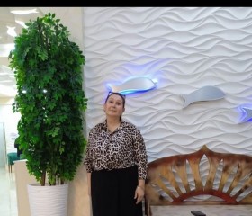 Latifa, 56, Baku