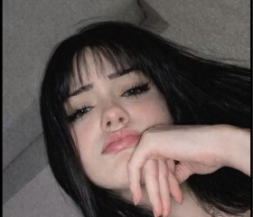 Vitalina, 18, Solihull