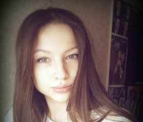 Юля, 18 лет, Санкт-Петербург