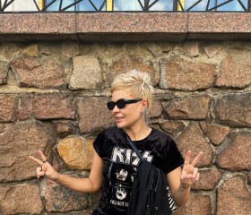 Karina, 33, Saint Petersburg