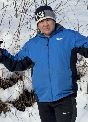 Константин из Южно-Сахалинска 63 года