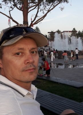 Павел из Омска 39 лет