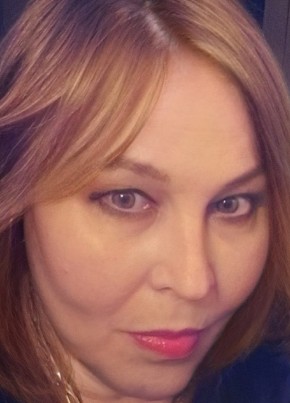 Инна из Саратова 52 года