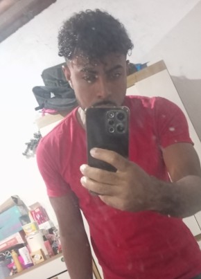 Alvaro cruz из Nazaré 26 лет