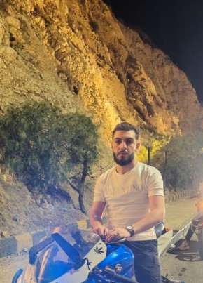 علوش из دمشق 24 года