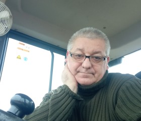 Vadim, 56, Saint Petersburg