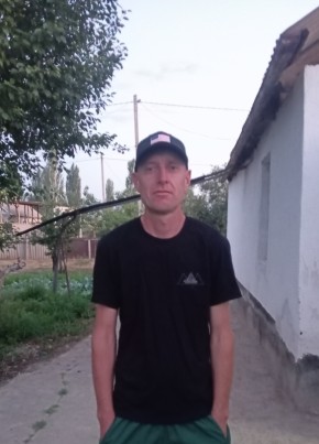 Михаил из Бишкека 39 лет