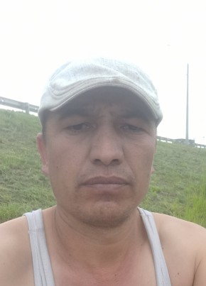 Умид из Вольска 38 лет