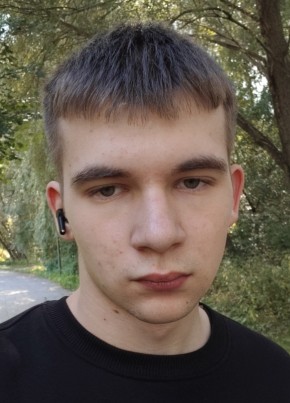 Лёша из Москвы 18 лет