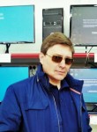 aleksey, 56, Omsk
