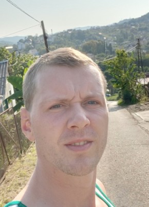 Павел, 30, Россия, Вардане