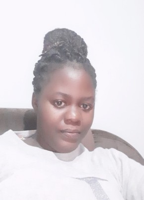 Mauryn barbara, 20, Uganda, Kampala
