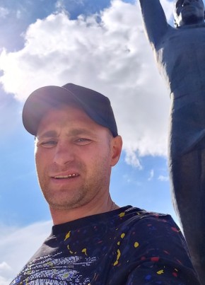Vadim, 36, Russia, Omsk