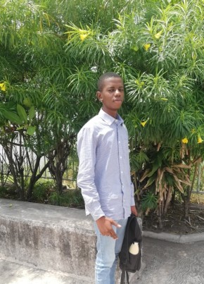 Gloirdy, 20, République démocratique du Congo, Kinshasa