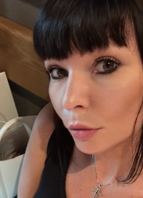 Юлия из Stockholm 38 лет