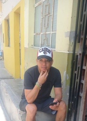 Franco Delgado, 29, República del Perú, Lima