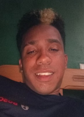 Gustavo из Lima 18 лет