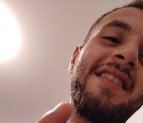 Han, 31, Hannover