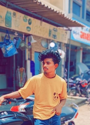 Aanand Dudhkiya, 18, India, Morvi