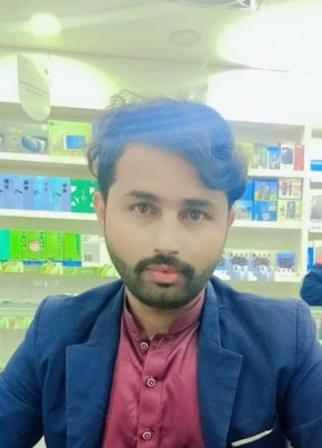 Hamza из لاہور 27 лет