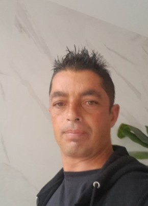 Tiago, 43, República Portuguesa, Paço de Arcos