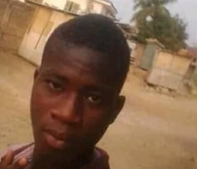 Stephans, 25, Teshi Old Town