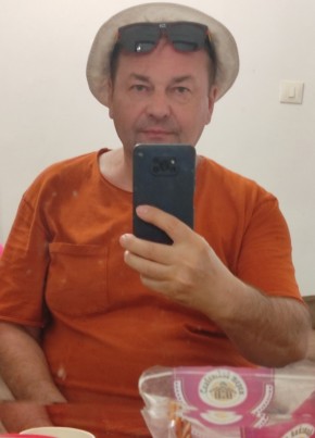Юрий