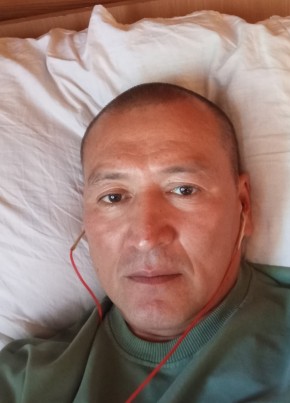 куба из Севастополи 48 лет