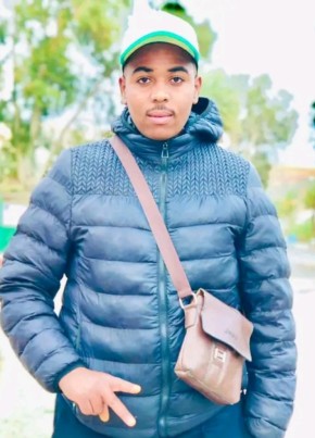 Khaleb из Algiers 24 года