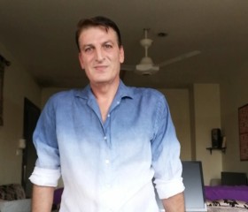 Mark, 52 года, عمان